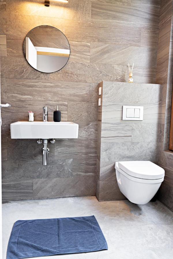 Luxury Suites South By Rikas Hotels Антверпен Екстериор снимка