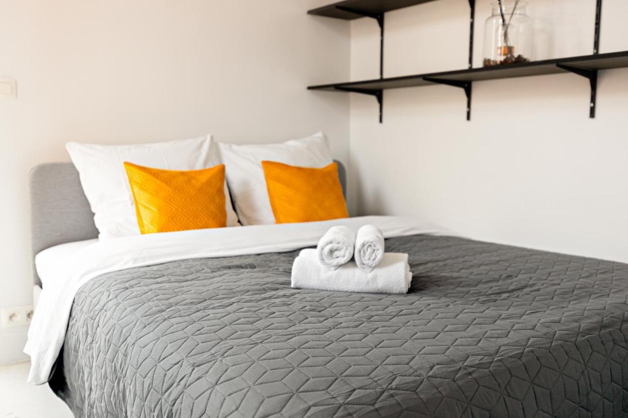 Luxury Suites South By Rikas Hotels Антверпен Екстериор снимка